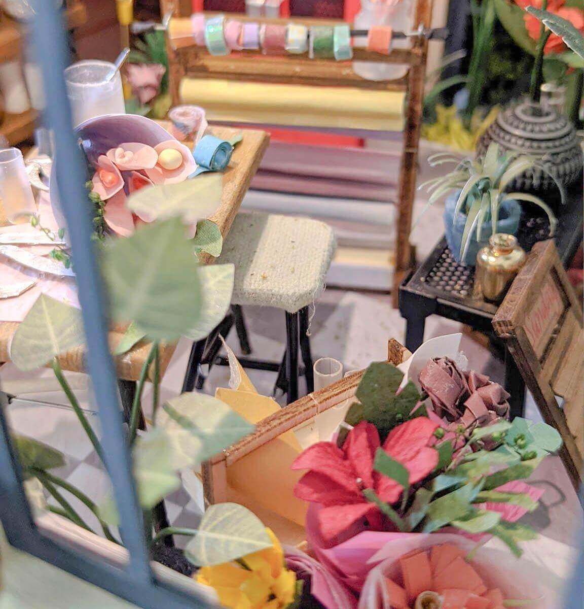 Emily's Miniature Floral Boutique | Miniacraft